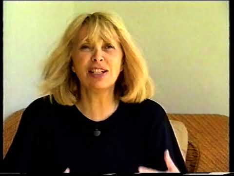 Mireille Darc   2000 07 25   Interview + Thierry Lhermitte @ Le Feu au lac