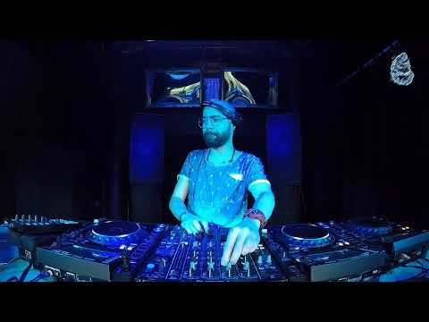 The Blue Oyster: GiGi PL / 28.05 / 19 - 20