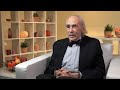 Lawrence D Longo MD