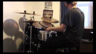 Sleater-Kinney - Light-Rail Coyote (drumming)