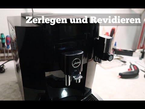 JURA E8 EB (2022) öffnen und Brühgruppe revidieren