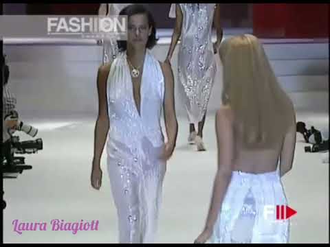 Tyra Banks On The Runway - Laura Biagiotti Spring/Summer 1993