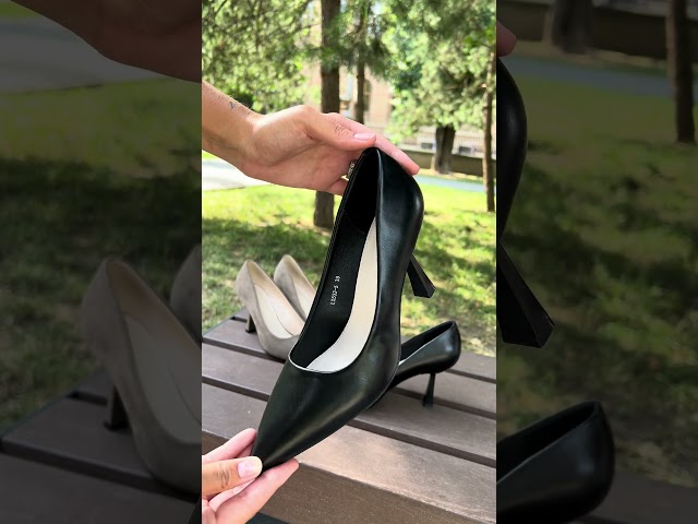 Чоботи жіночі шкіряні байка хутро 592641 Чорний Туфлі човники жіночі 592521 Чорні