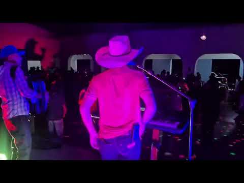 FORRO DO DEMAZINHO (Diney Mendes) itapuranga Goiás 