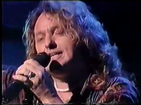 Yes Live: 6/16/94 - Chicago - Soccer Rocks the Globe