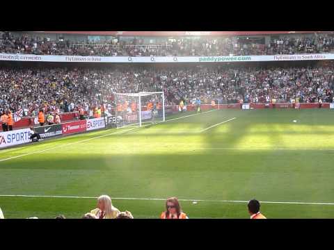 Arsenal - Liverpool 17-04-2011 final seconds, Kuyt scores, filmed on HD by Seep from the Netherlands