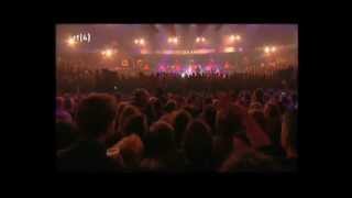 Kelly ter Horst bij Rob de Nijs &amp; Xander - Malle Babbe (Vrienden van Amstel Live)