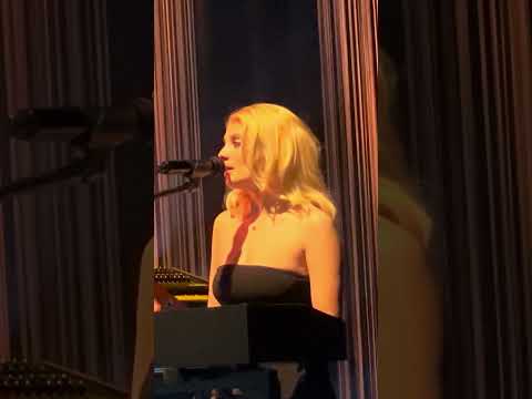 MAËLLE - TOI (Bruxelles 10.04.2025) #live #concert #maelle