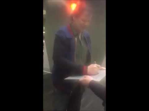 Yes Miscellany: 10/16/16 - Philadelphia - Rick Wakeman and Trevor Rabin with fans