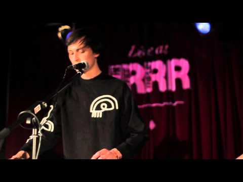 I'lls - Keep (Live at 3RRR)