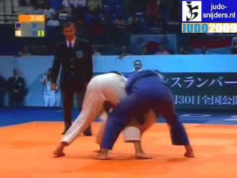 Judo 2009 Rotterdam: Anett Meszaros (HUN) - Houda Miled (TUN) [-70kg].