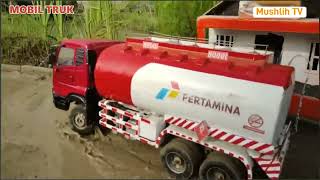 Download lagu TRUK NGAJI MUROTTAL ANAK SURAT AL INSYIQAQ MUROTTAL TRUK PERTAMINA, TRUK DUMP mp3 Download lagu TRUK NGAJI MUROTTAL ANAK SURAT AL INSYIQAQ MUROTTAL TRUK PERTAMINA, TRUK DUMP mp3