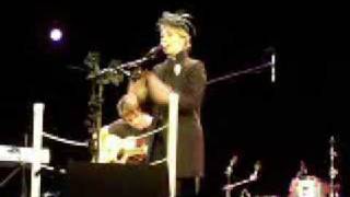 Leigh Nash - Between The Lines - LIVE