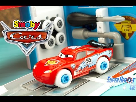 FLASH MCQUEEN CARS Ice Racers Atelier Transportable Smoby Customiz Box Jouet Disney Review Video