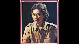 Download lagu EBIET G ADE - Lagu Untuk Sebuah Nama (Jackson Records) (1979) (Original Cassette) (HQ) mp3
