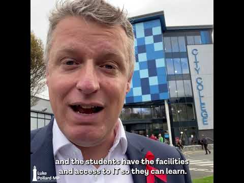 Luke Pollard visits City College Plymouth
