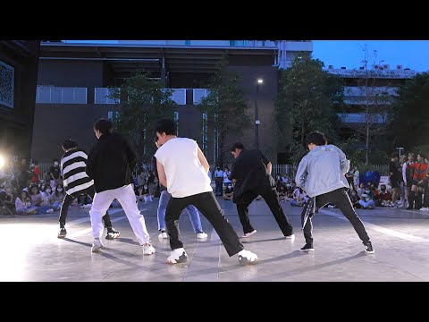 230430 DiCe Cover BTS @ Siam square walking street [2min X siam]