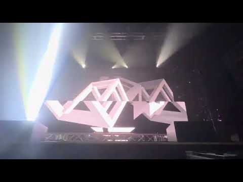 G jones at the majestic theater from the eyes of a 12 year old