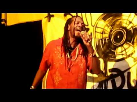 Michael Prophet & Legal Shot - Dub Me Crazy #3.avi