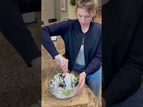 Grape Salad RECIPE on dinnerin321.com #grape #dessertrecipe #dessert #easyrecipe #recipe #salad #yum