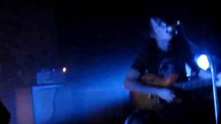 Right Hand On My Heart : The Whigs