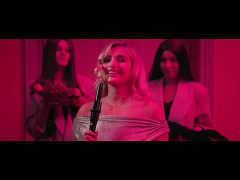 Werbespot Lockenstab KU2 Cosmetics mit Sarina Nowak