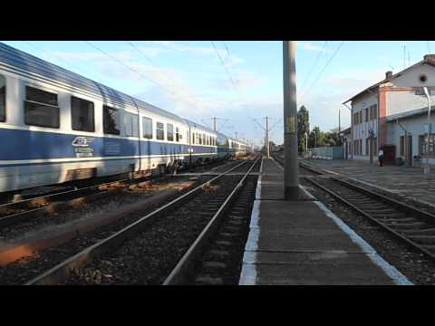 IC 553 TRECE PRIN STATIA GUGESTI