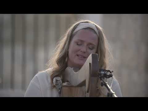 We Worship the King, in the Beauty of His Holiness  - The King's Harpists