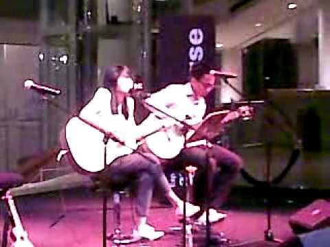 WhatsAbd - Siti Zahidah performs 'Soulmate' at Noise Singapore 2010