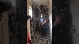 Hammer time. How to destroy a shower
