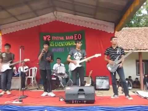 Gigi - Pintu Sorga, Namb - Andaikan Cover by SEPARATOR in BULUSPESANTREN FESTIVAL