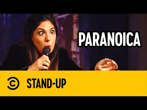 Es Más Fácil Entrar En La Casa De Papel | Connie Ballarini | Stand Up | Comedy Central Argentina