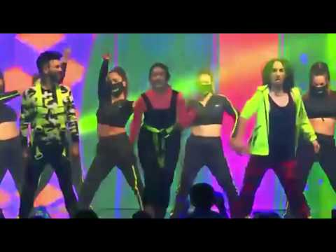 Rulerponch cantando en los tu awards (opening)