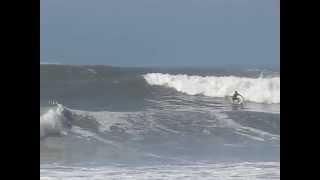 preview picture of video 'Seal Beach Surf - 8/27/14 - surfing @pier (2)'