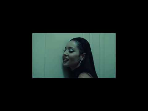 Euphoria Cassie and Nate bathroom scene