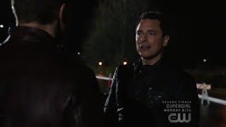 Malcolm merlyn gives a pep talk to Oliver Queen about friends and family - Arrow S05 E22