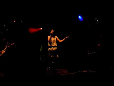 Lara-B MAJSKE IGRE - live