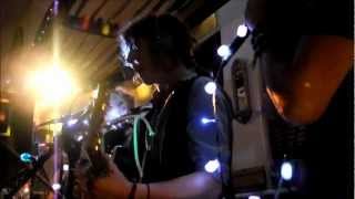 COCO and the BUTTERFIELDS - LOW / HIP HOP