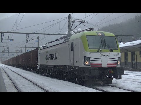 Una delle PRIME E.193 a circolare in Italia in livrea CAPTRAIN