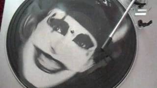 The Adicts - How Sad (live)