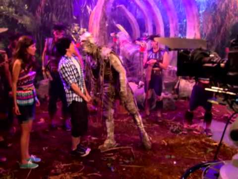Pair of Kings - The Monsters - Behind the Scenes - Disney XD Official