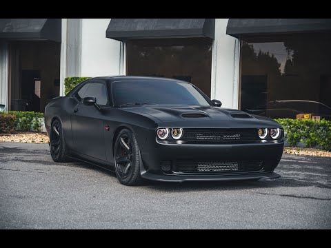Batman Themed Dodge Challenger Hellcat Red Eye - Full Customization with Mods Build!