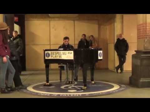 Piano Amsterdam Central Station (Public Piano Every one can Play)