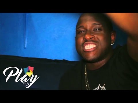 DIKAY - NO CASE - Play Studio - (Street Clip)