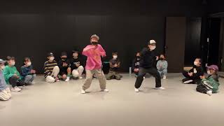 【小学4年女子】仲良しペアでダンスレッスン【TRAP MOOD】