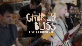 Charly Bliss - Black Hole (Live at Grimey&#39;s, 2017)