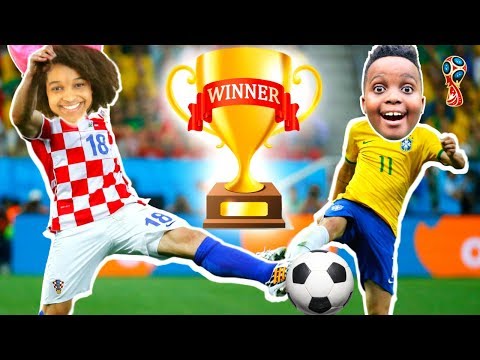 Shiloh vs Shasha EPIC SOCCER CHALLENGE!! - Onyx Kids