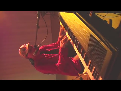 Maki Kannis Gala Show