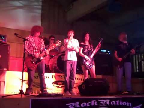 Stone Temple Pilots Lounge Fly Cover video thumbnail