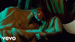 Angel Olsen - Hi-Five (Official Video)